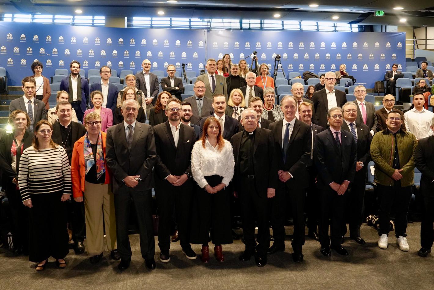 Firma Compromiso Elecciones en Paz