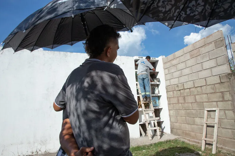 La lucha de un hijo por encontrar a su madre desaparecida en la guerra4