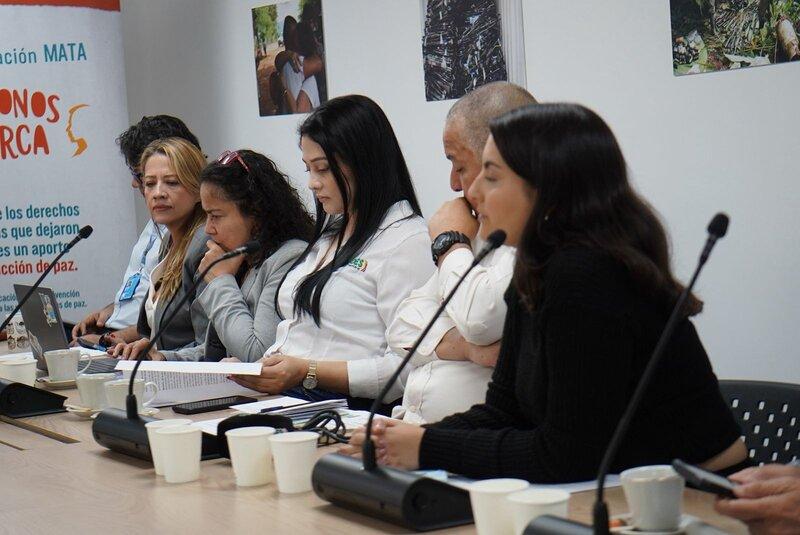 “Mirémonos de cerca”, una campaña que busca prevenir la estigmatización hacia firmantes de paz