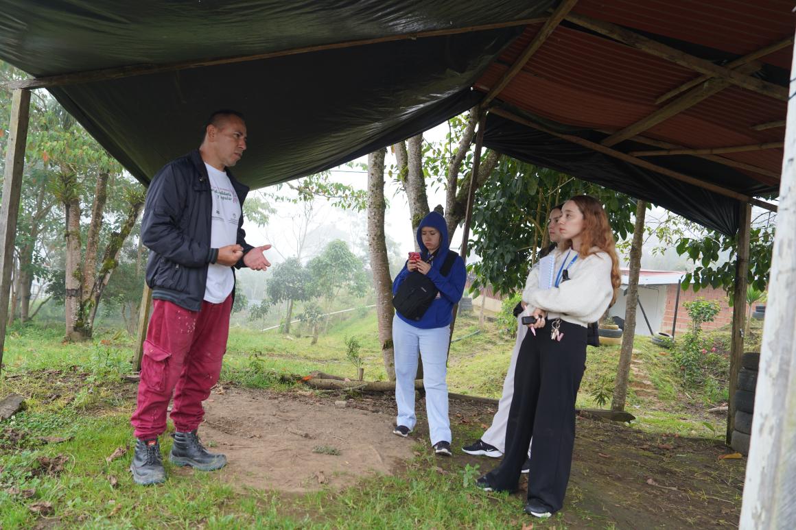 Escuela El Tiempo y UNVMC